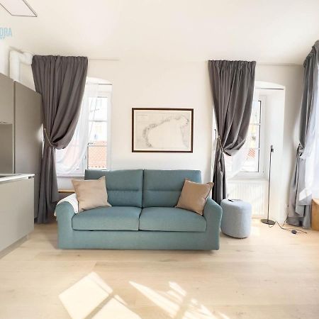 Corridoni 2E Tirabora Short Rent Trieste Exterior foto
